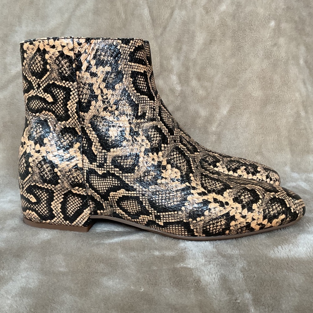 Aquatalia Ulyssa Snakeskin Ankle Boots size8 - Picture 5 of 12
